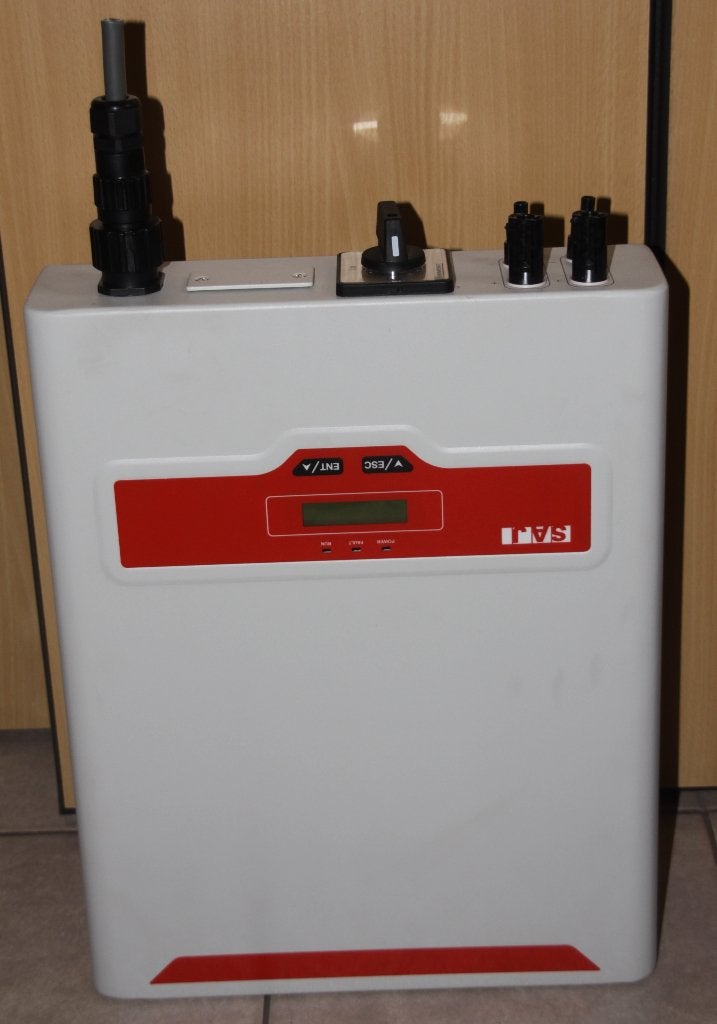 Omvormer SAJ voor zonnepanelen, Enlèvement, Utilisé, 200 watts-crêtes ou plus