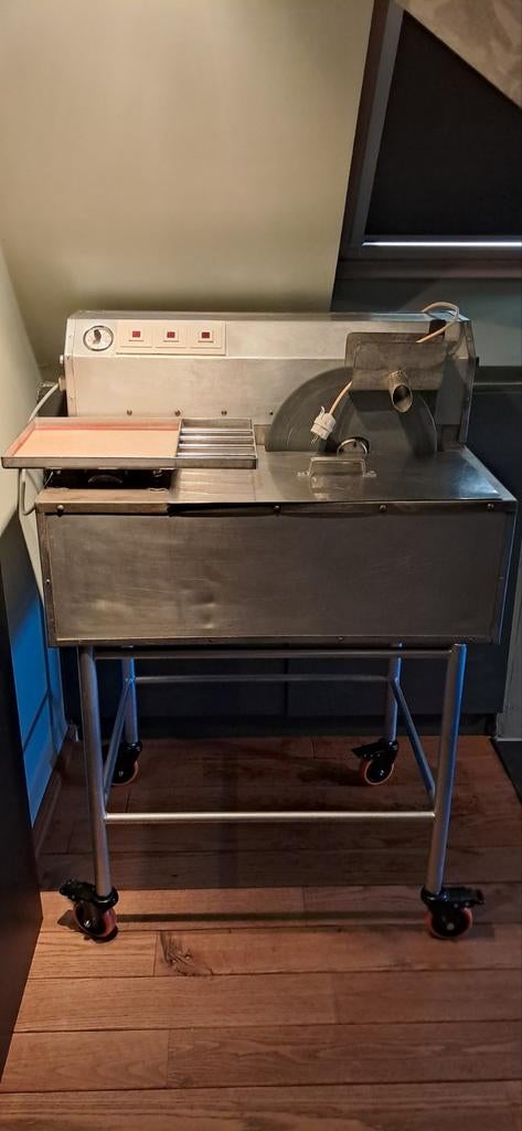Machine à chocolat, Enlèvement
