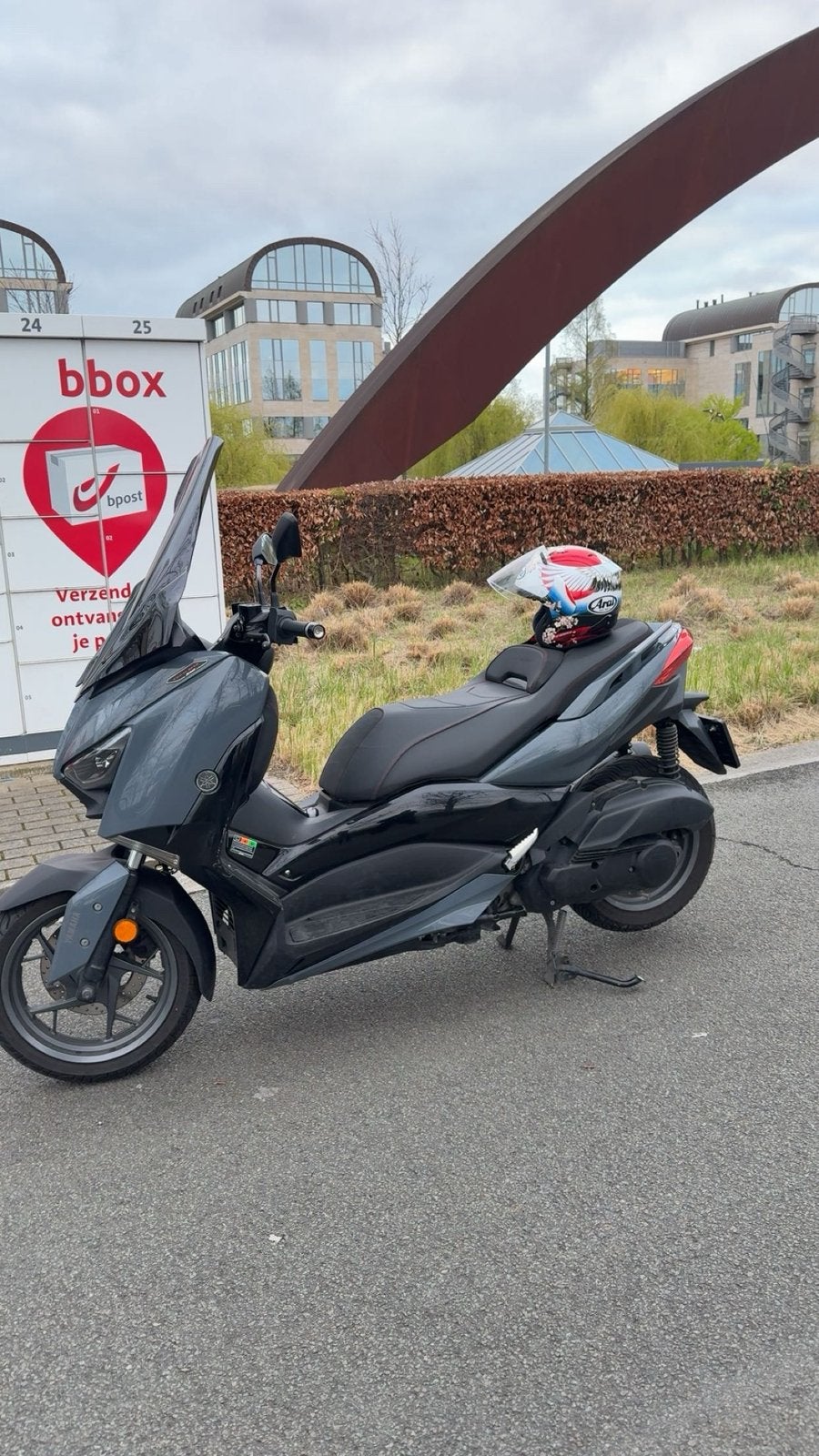 Xmax 125 2023 gris nardo, Motoren, Particulier, Scooter