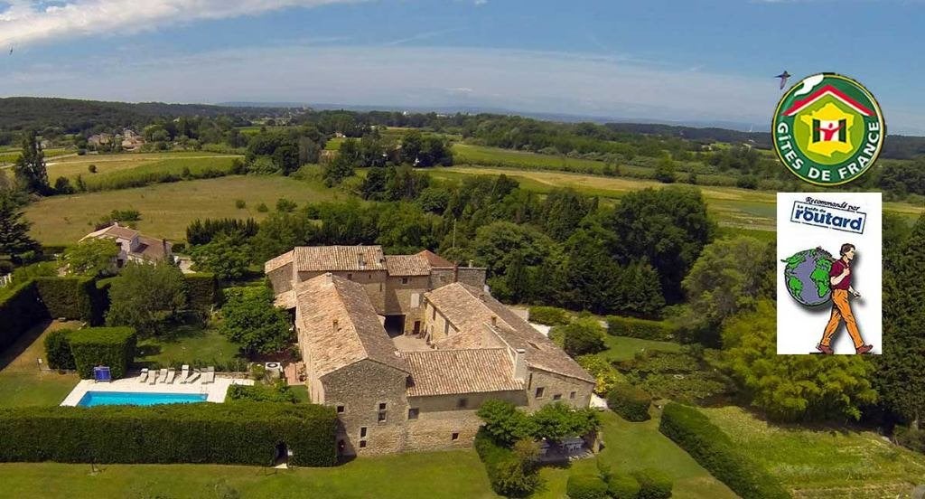 Grand gîte avec piscine en Provence – 11 personnes, Propriétaire, Lave-vaisselle, Campagne, 4 chambres ou plus