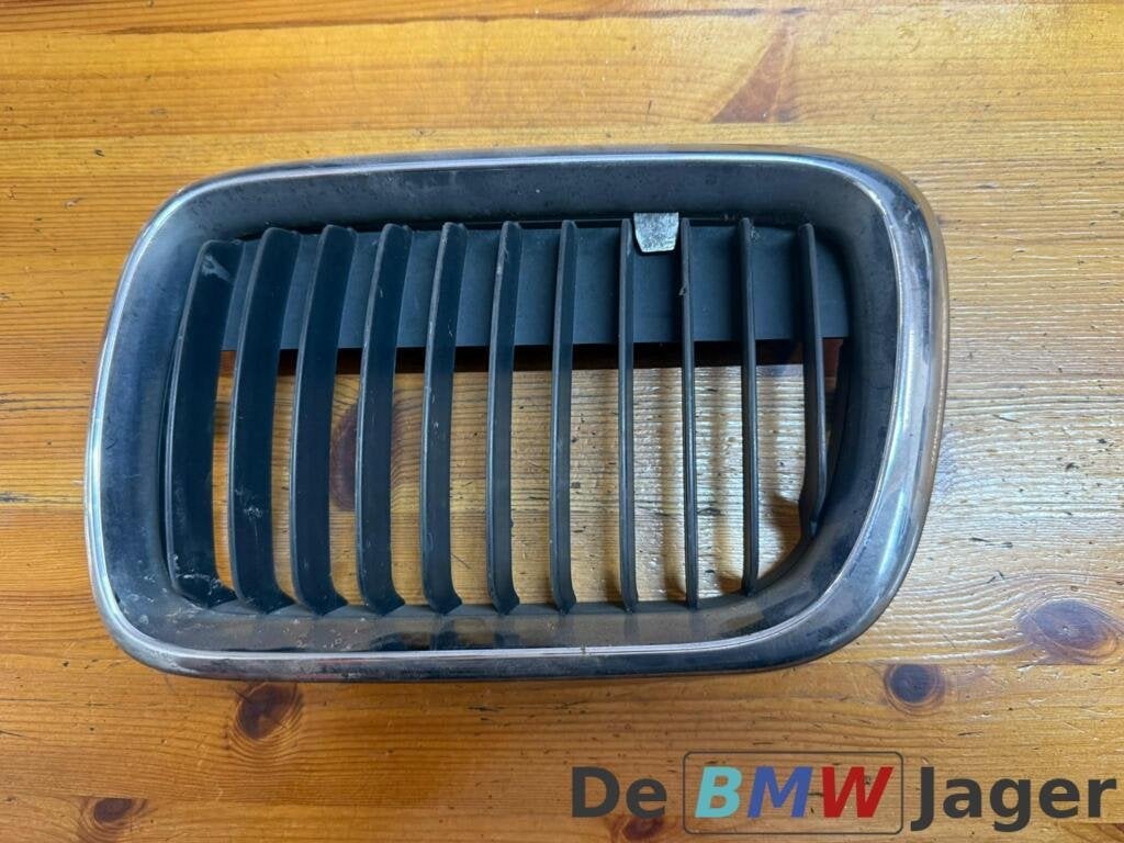 Grill links zwart 51138195091 BMW 3-serie E36 51138185801, Auto-onderdelen, Gebruikt, Ophalen of Verzenden, BMW, BMW