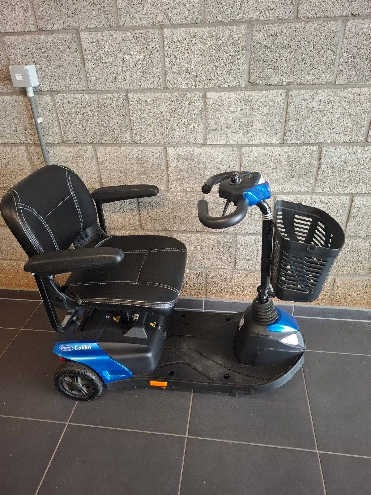 scootmobiel invacare colibri blauw, Ophalen, 16 t/m 25 km, Invacare, 11 t/m 15 km/u