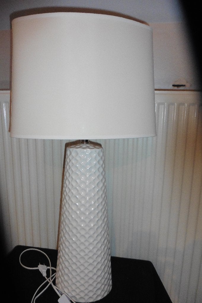 Staande witte Wesley lamp, Huis en Inrichting, Lampen | Vloerlampen, Ophalen, Gebruikt