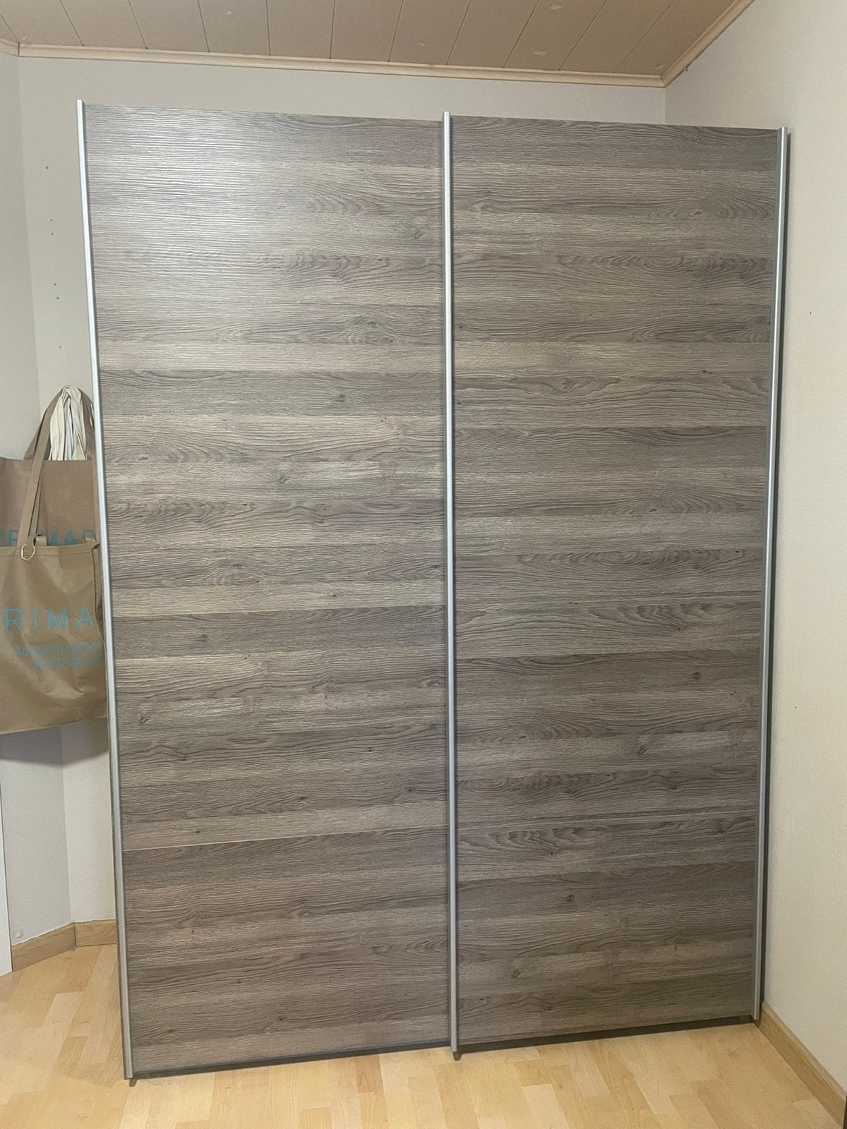 Armoire à portes coulissantes, Maison & Meubles, 100 à 150 cm, Enlèvement, Utilisé, 200 cm ou plus