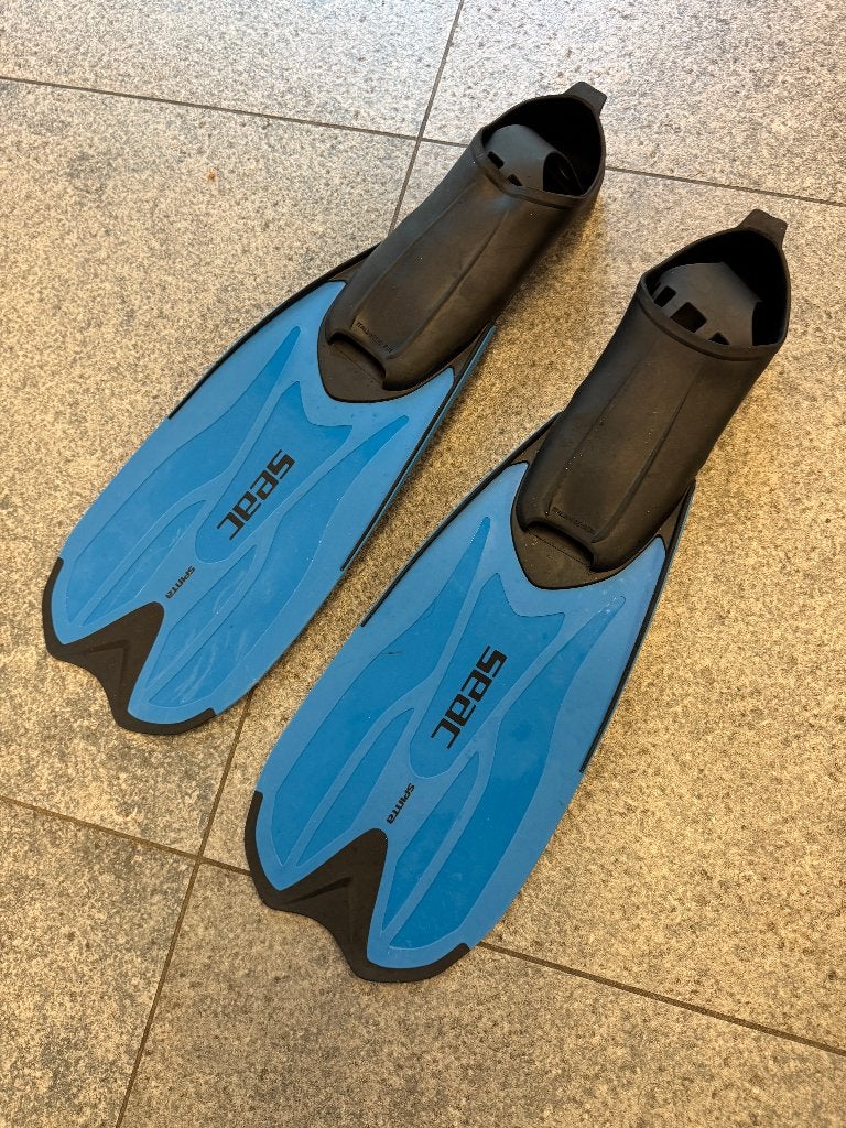Zwemvliezen Seac Spinta 42-43, Sports nautiques & Bateaux, Enlèvement, Utilisé, Palmes de natation ou de plongée