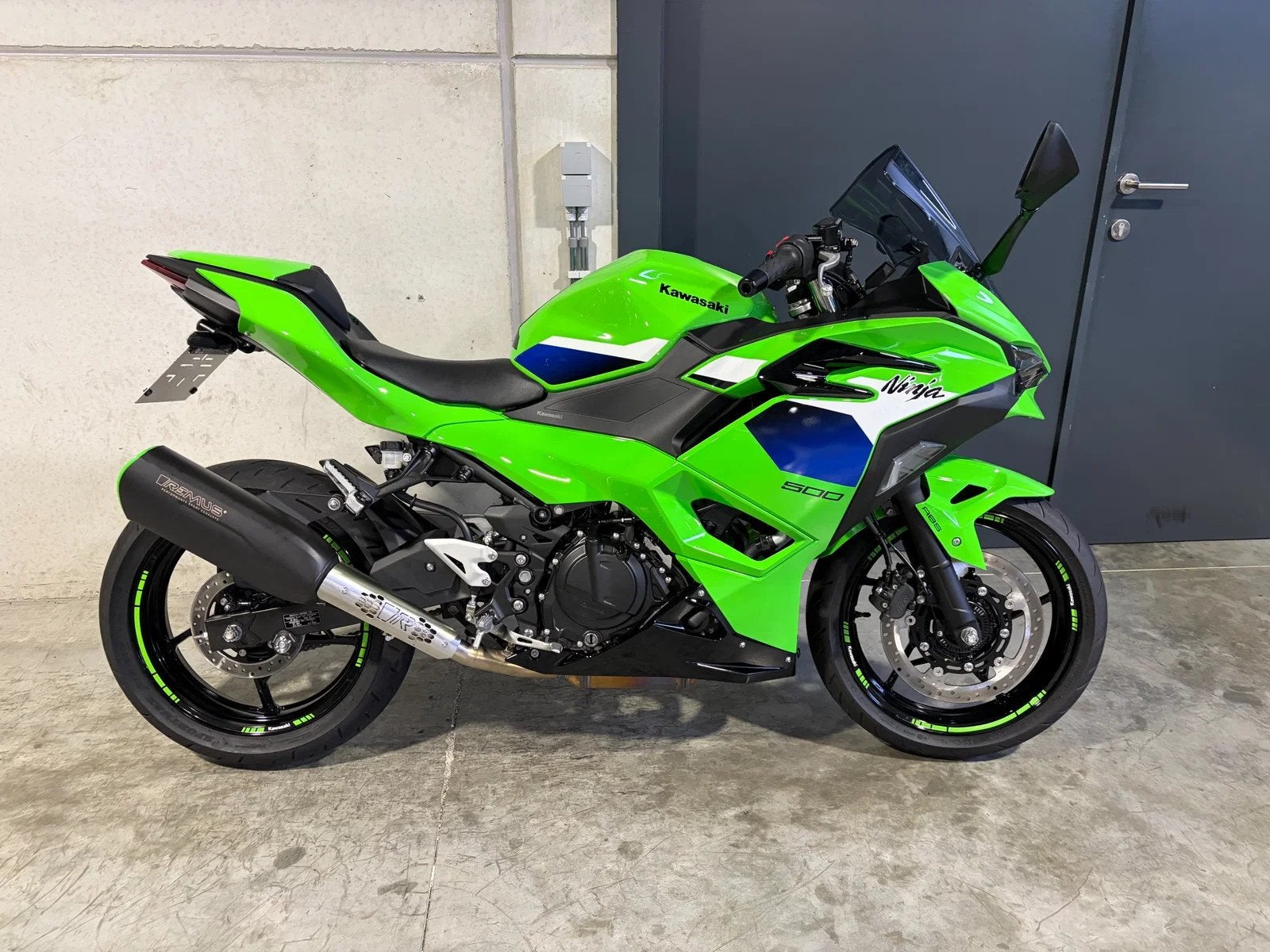 Kawasaki Ninja 500SE Arrow performance met tail tidy, Motos, Entreprise, Occasion, Super Sport, 12 à 35 kW