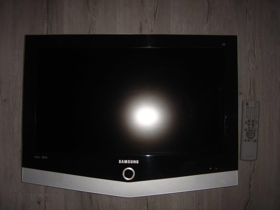26inch tv Samsung met afstandsbediening, Audio, Tv en Foto, Televisies, Ophalen, Zo goed als nieuw, Samsung