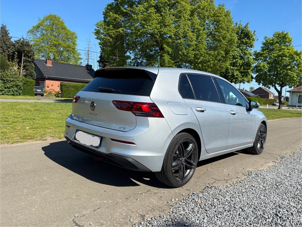VW GOLF 8 / 1.5 e-TFSE / AUTOMAAT / CAMERA / APPLE PLAY, Automaat, Bedrijf, Golf, https://public.car-pass.be/vhr/fde95e21-ae76-4374-a832-5f489f7e6458