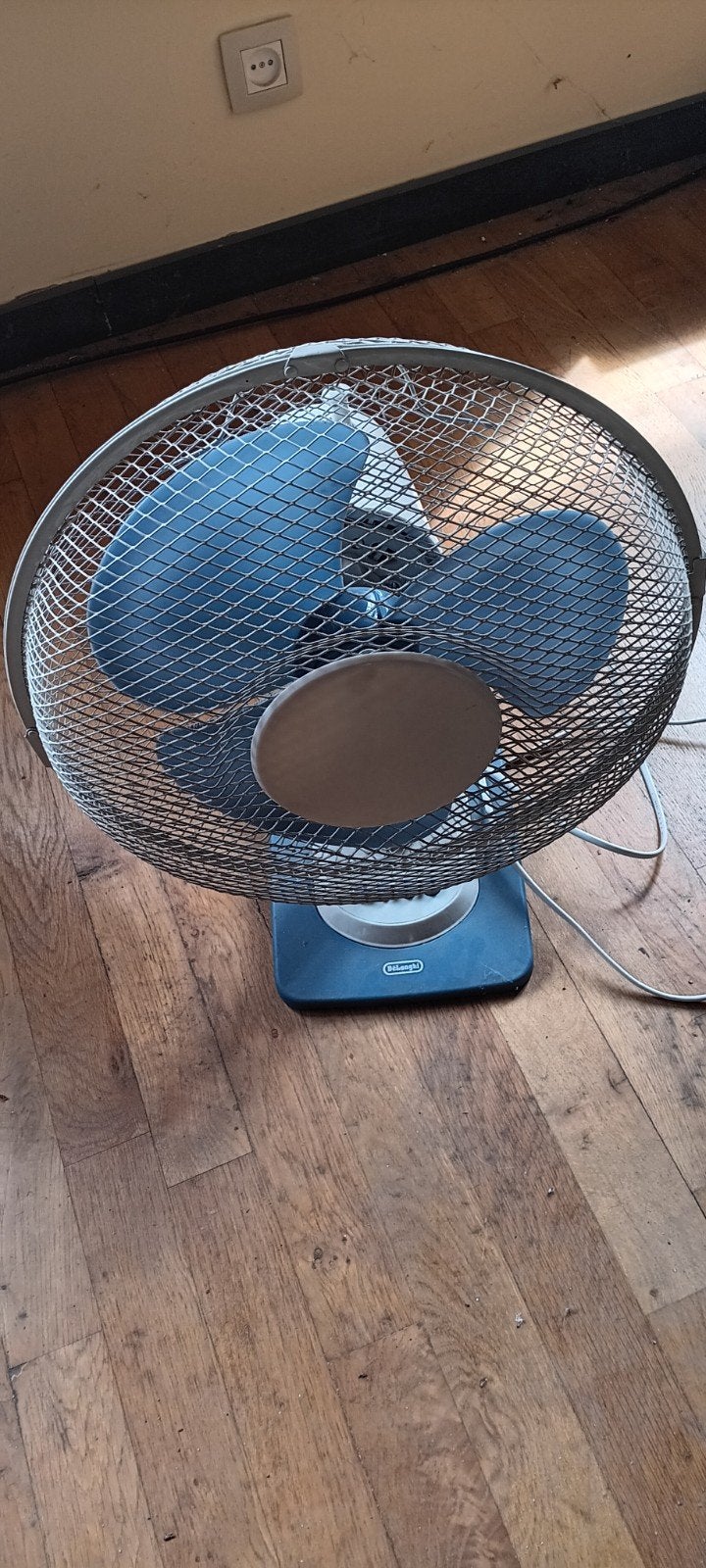 Tafel ventilator, Ophalen