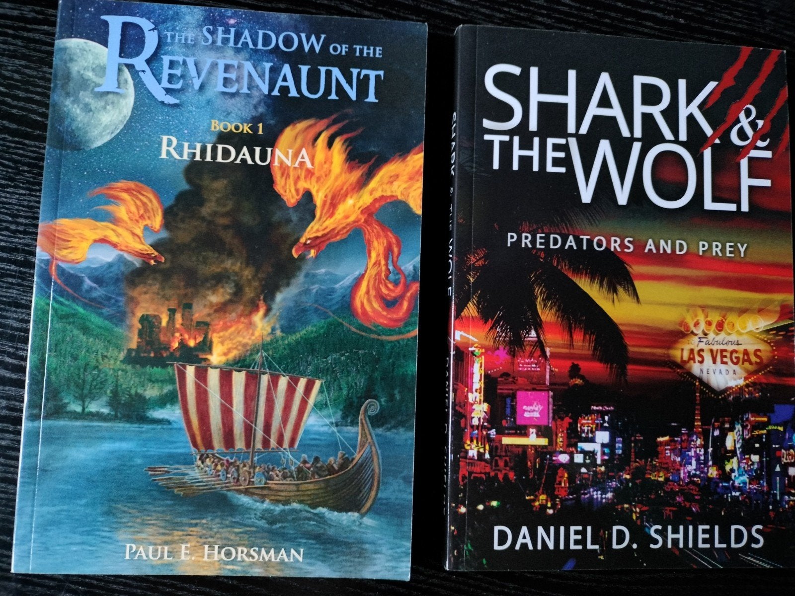 The Shadow of the Revenaunt - Shark & The Wolf, Ophalen of Verzenden, Nieuw