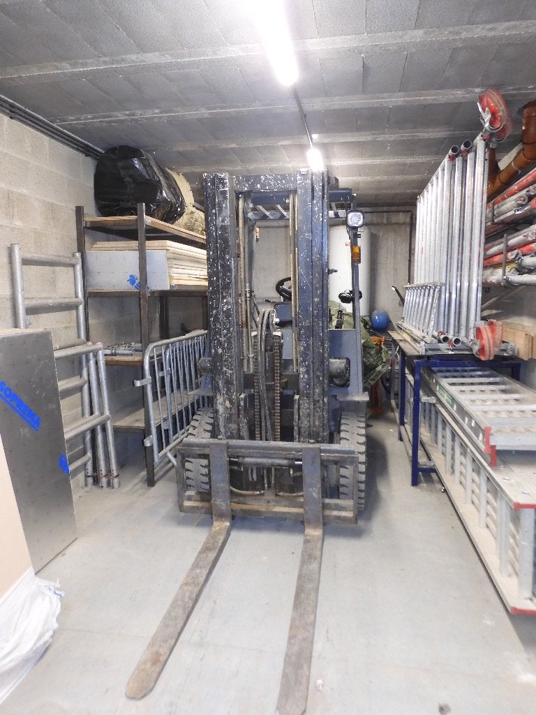 Clark, Articles professionnels, 2000 à 3000 kg, Enlèvement, Diesel, Chariot élévateur