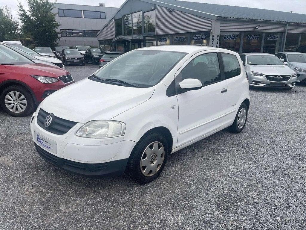Volkswagen Fox Fox 1.2i Fiction* 1500€ A EMPORTER *, Auto's, Volkswagen, Bedrijf, Te koop, Fox, ABS, Airbags, Centrale vergrendeling