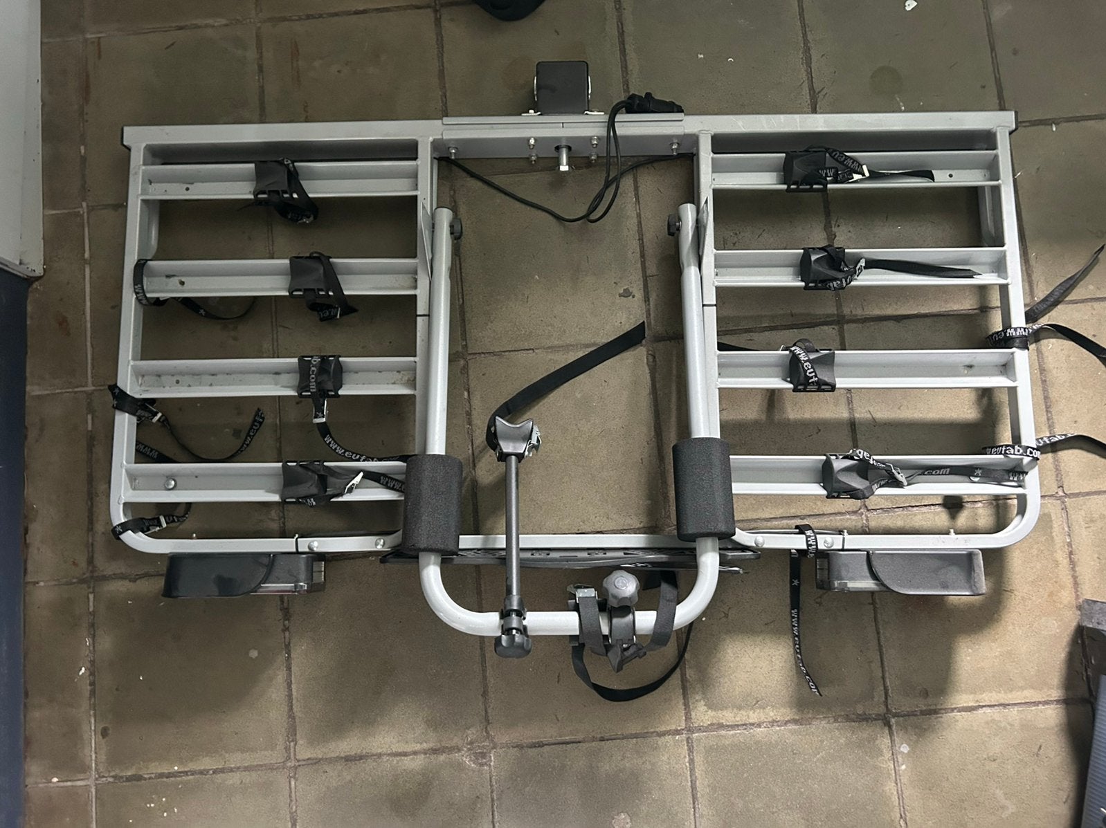 porte velo 4 personnes pour voitures, Enlèvement, Comme neuf