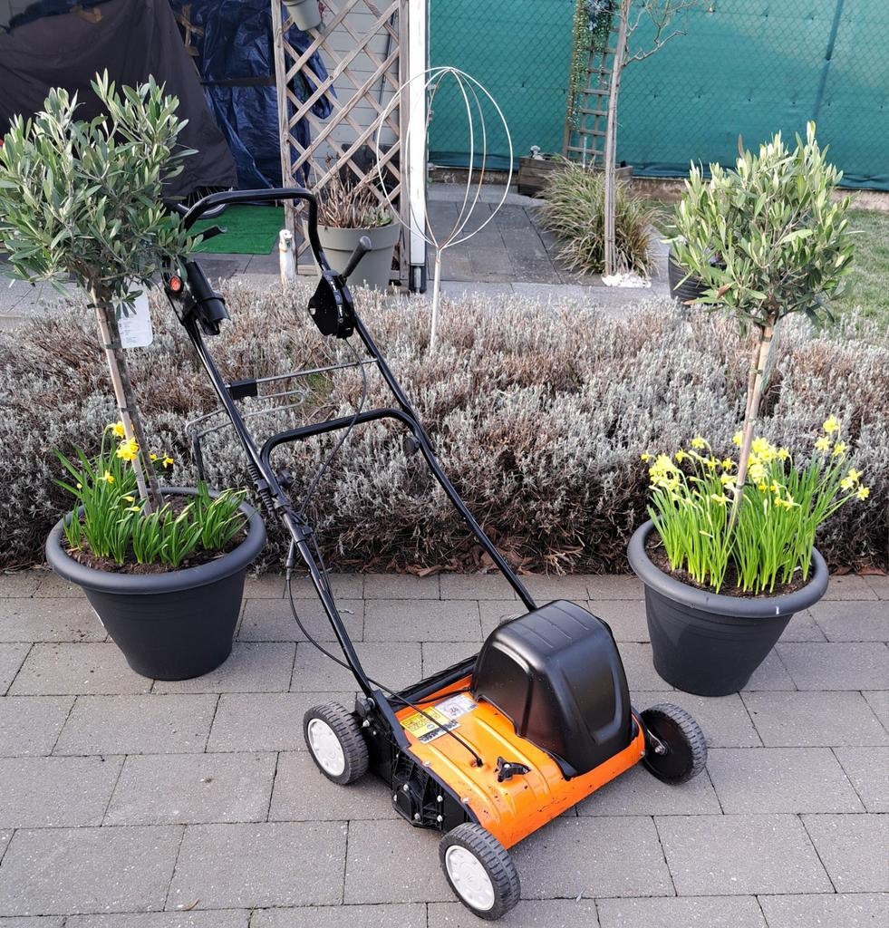 Verticuteermachine MTD, Ophalen