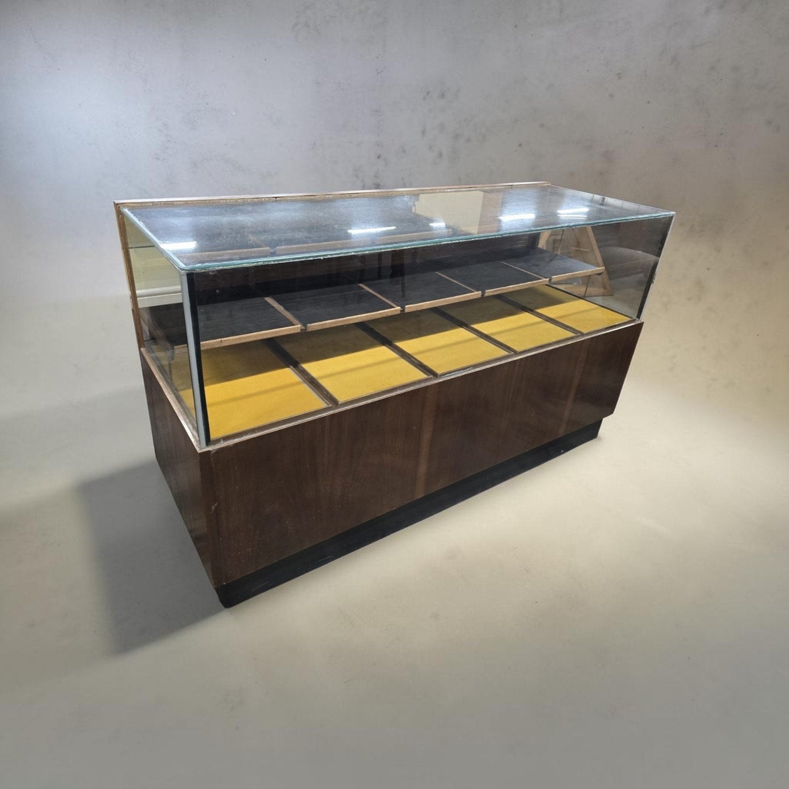 Vintage houten winkeltoog / toonbank / vitrine, Antiek en Kunst, Ophalen