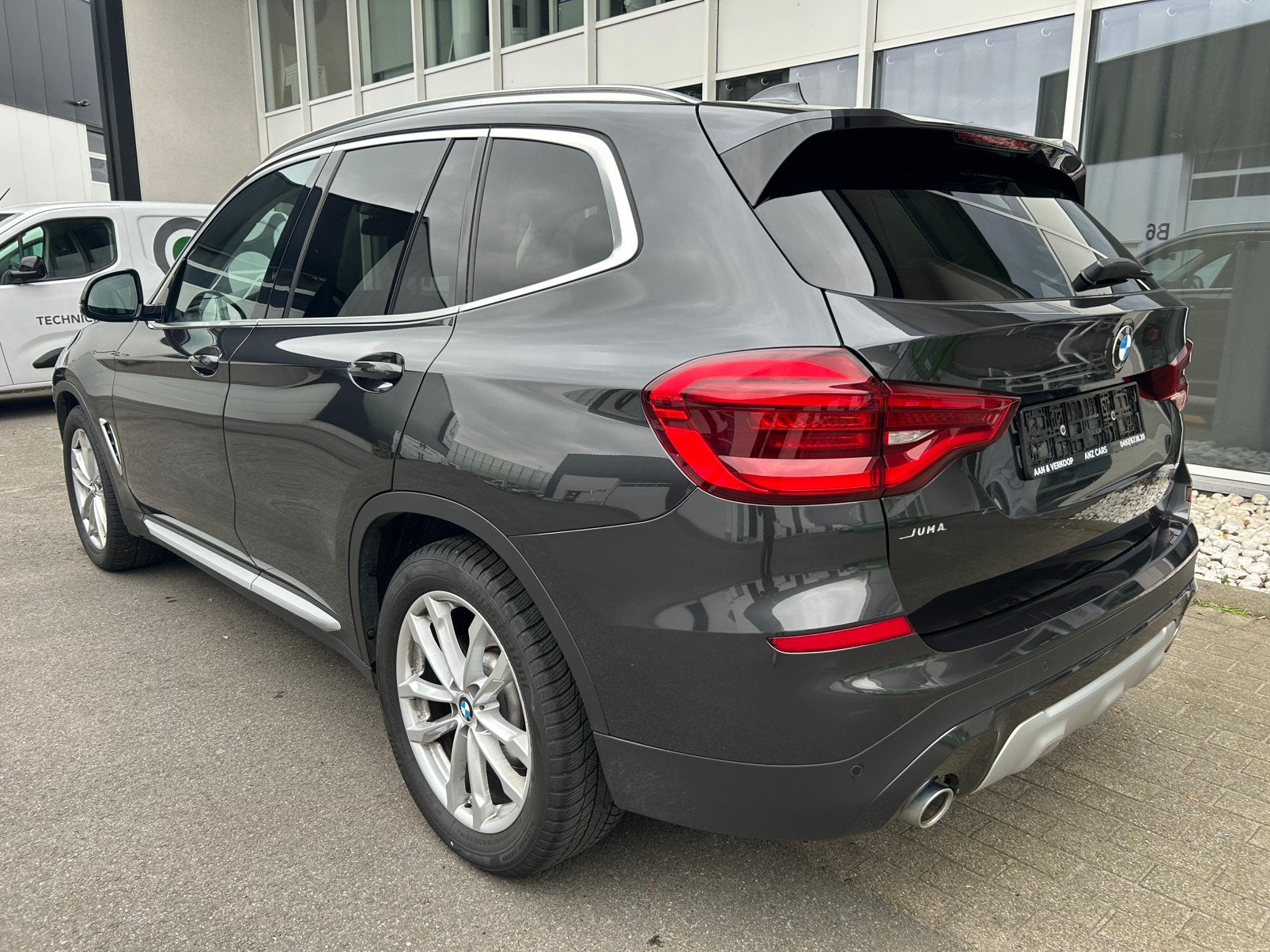 BMW X3 sDrive18d Automaat / X-Line / Pano / 1ste eigenaar, Auto's, BMW, Automaat, Dealer onderhouden, Lichtsensor, Leder