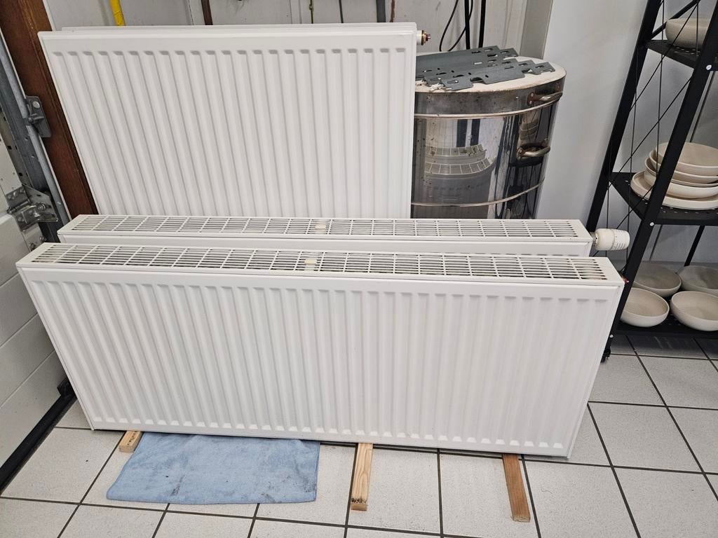 3 Radiatoren type Radson, Ophalen