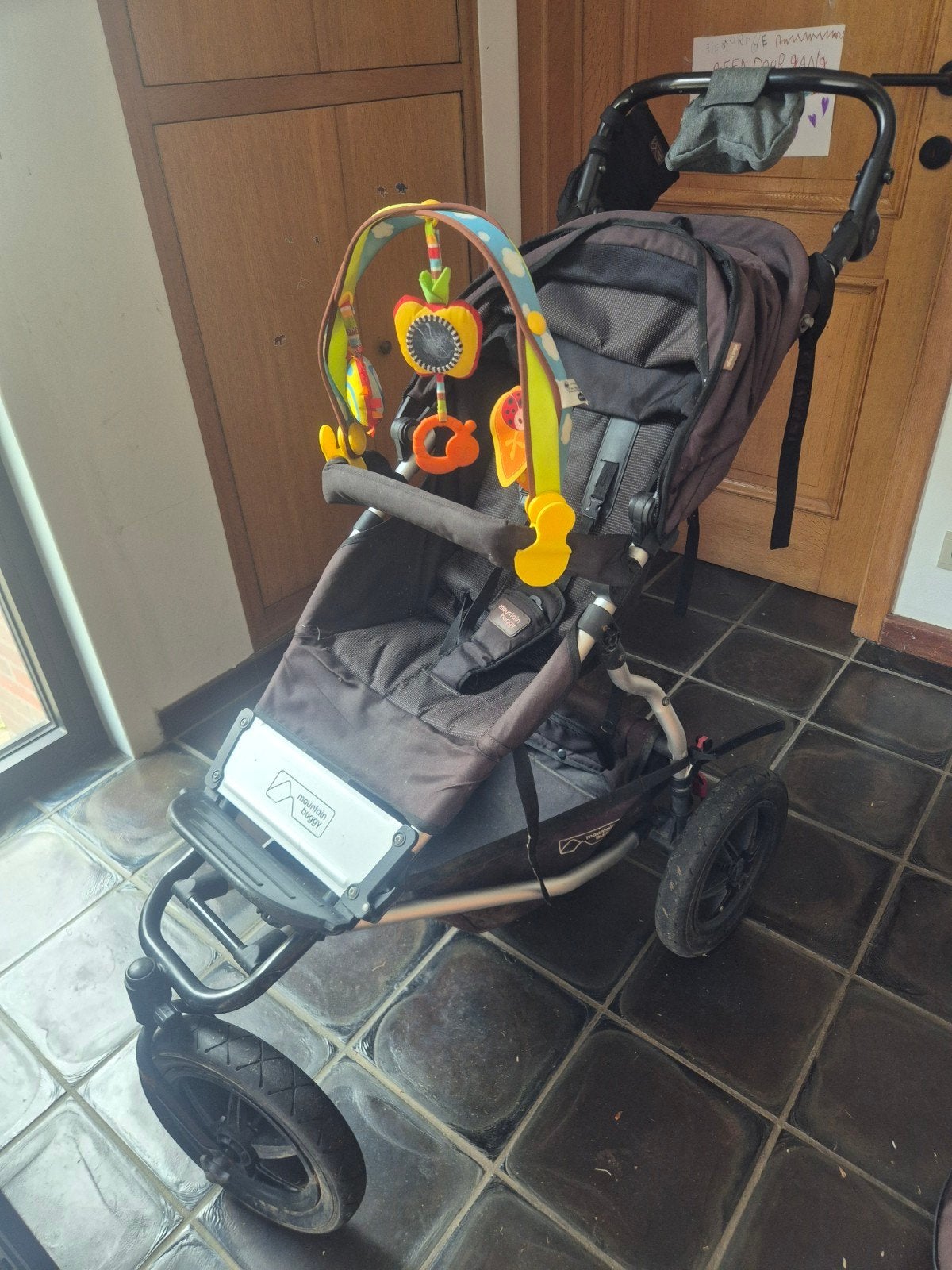 Urban Jungle Mountain buggy, Ophalen, Regenhoes