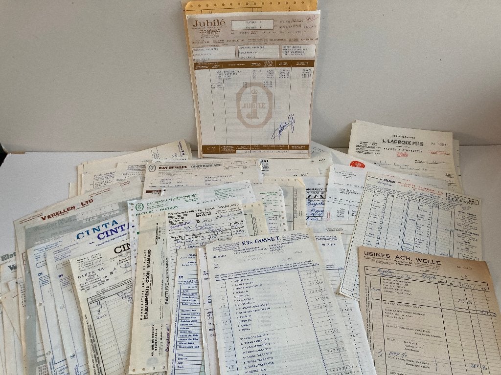 Lot (+/- 60 ) oude facturen aankoop Tabak en sigaretten, Ophalen of Verzenden, Gebruikt, Overige typen