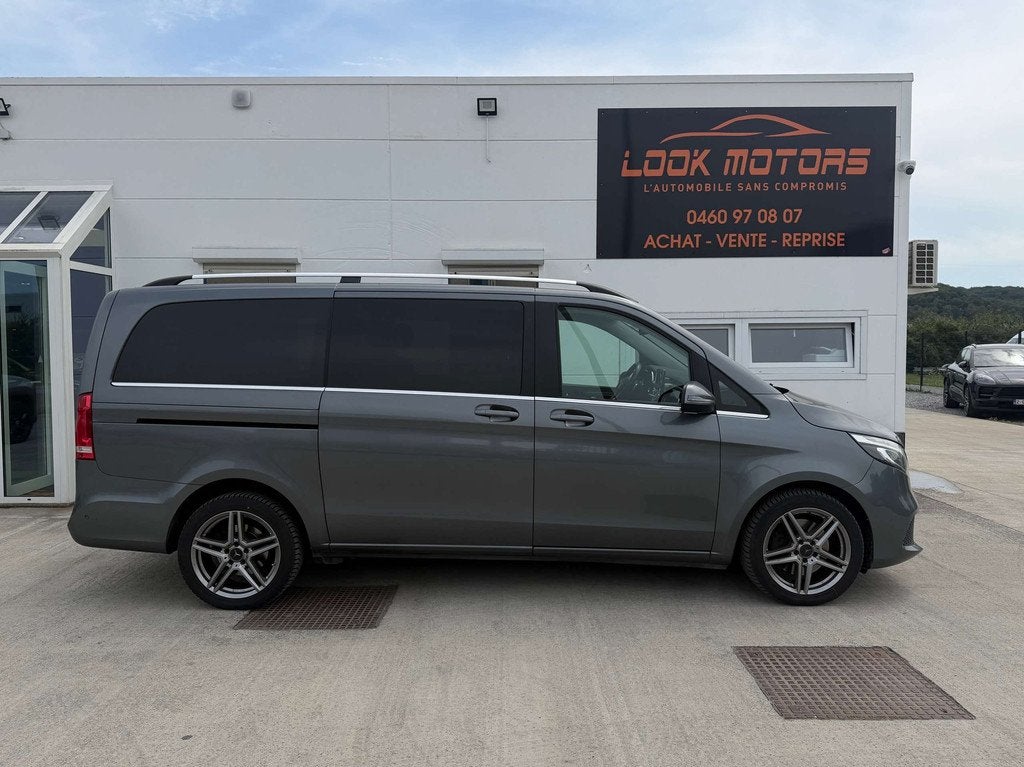 Mercedes-Benz V-Klasse 300 d PACK AMG 239cv 5 Places GPS CAM, Automaat, Parkeersensor, 4 cilinders, Bedrijf