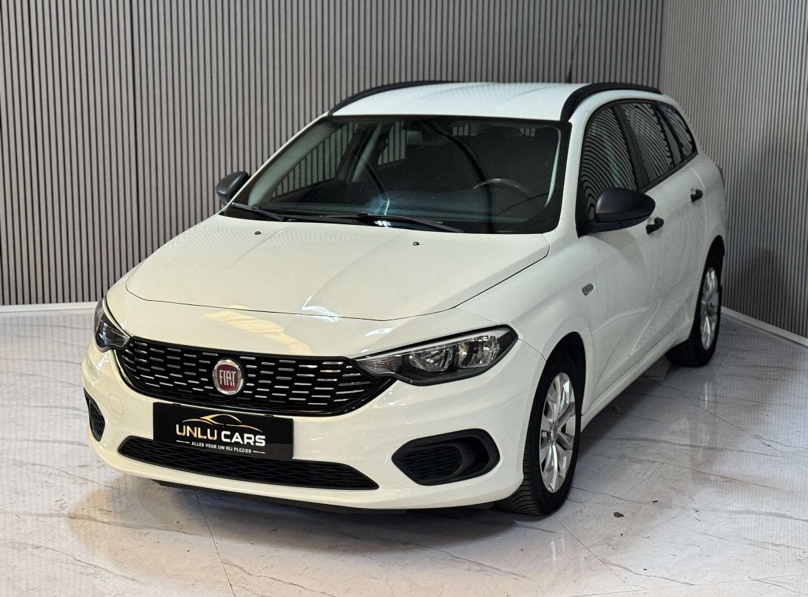 Fiat Tipo 2018, Autos, Achat, https://public.car-pass.be/vhr/64757409-896e-4f5b-b1db-613d90c0de76, Euro 6, 5 portes