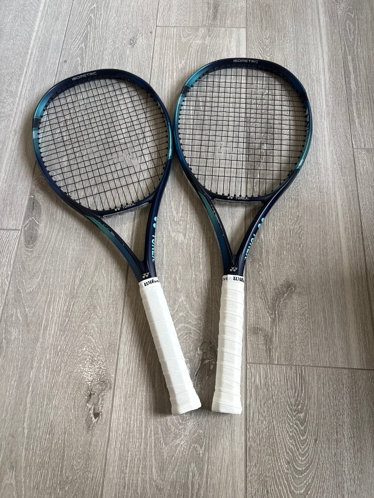 Yonex Ezone 98, Sport en Fitness, Tennis, Overige merken, Ophalen of Verzenden, Zo goed als nieuw, Racket