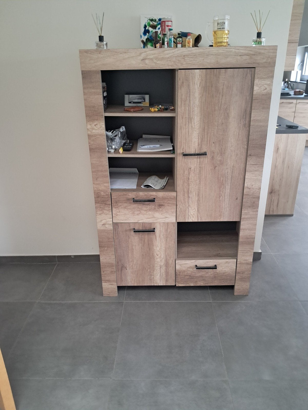 Barkast , dressoir , eettafel, Ophalen
