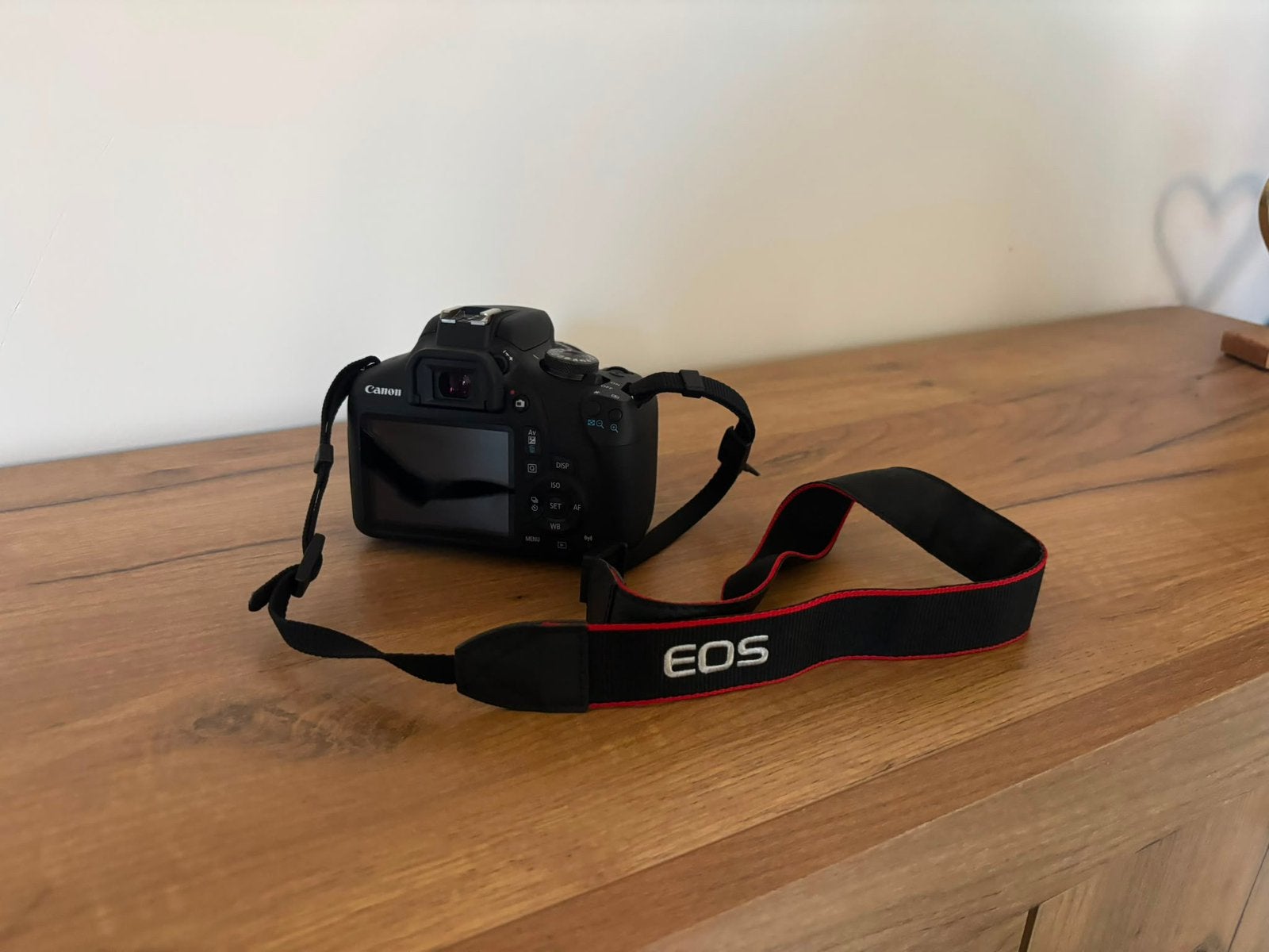 Canon EOS 2000D, Ophalen, Zo goed als nieuw, Cameratas, Canon