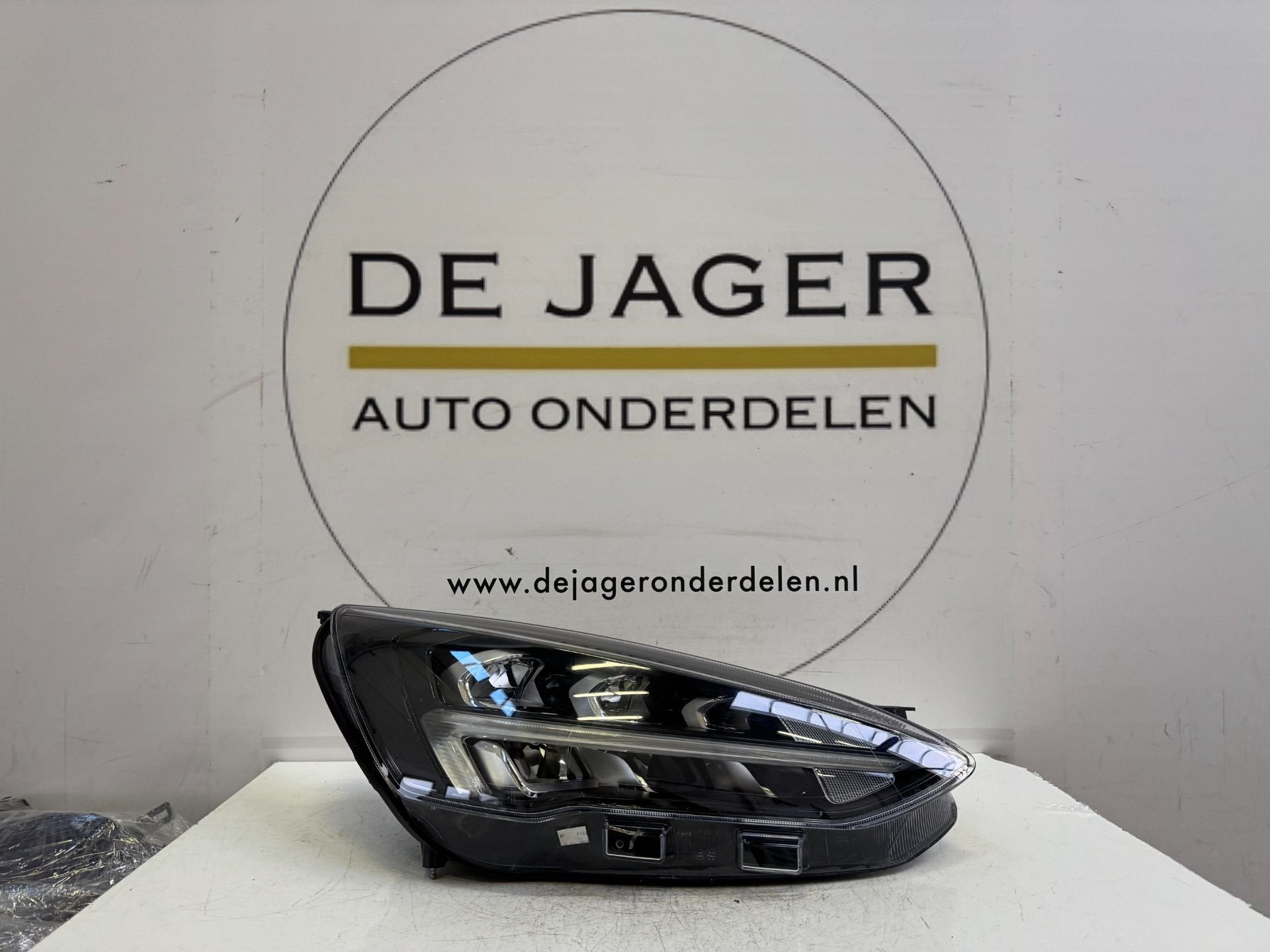 FORD FOCUS MK4 KOPLAMP RECHTS FULL LED 2018- JX7B-13E014-CE, Auto-onderdelen, Gebruikt, Info@ford.com, Ford, Ford Motor Company