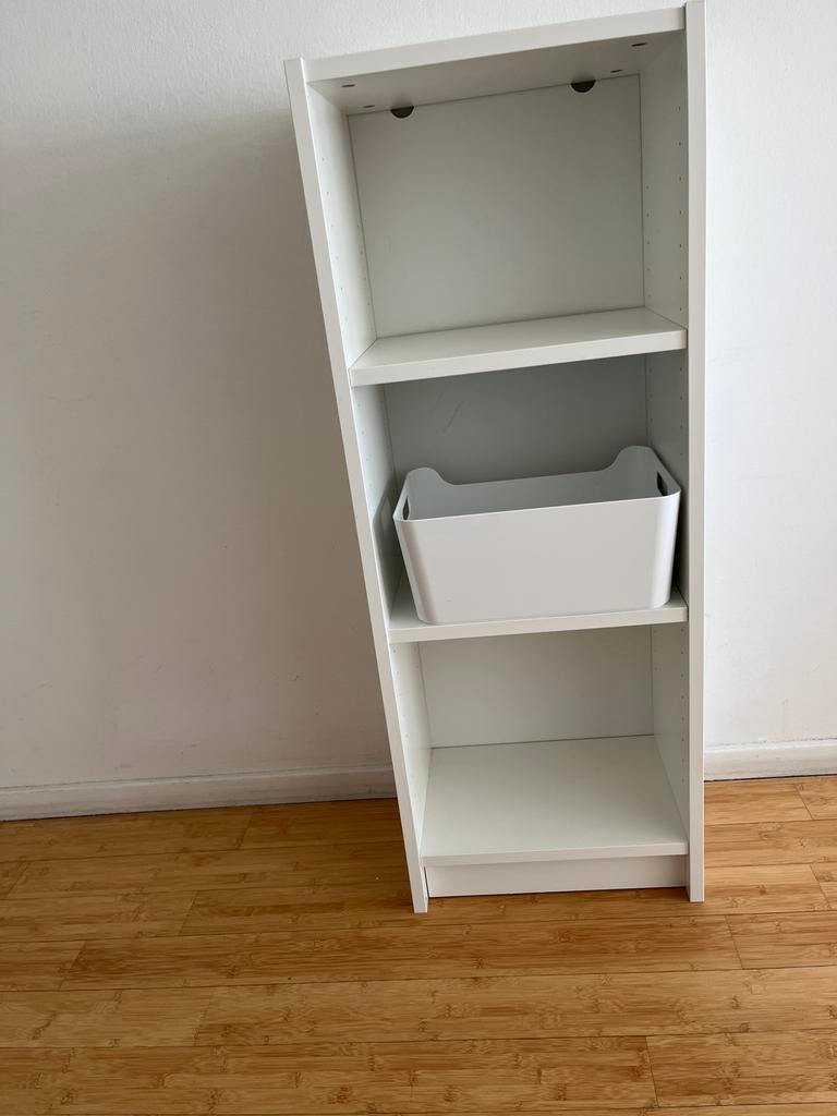 Wit ikea kastje met bakje, Ophalen, Gebruikt