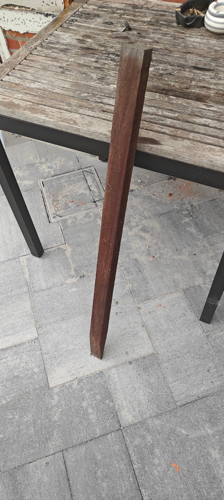 Azobe paaltjes 5cm x 5 cm x 100cm 34 stuks !!PRIJS/STUK!!, Moins de 180 cm, Poteaux, Bois dur, Comme neuf
