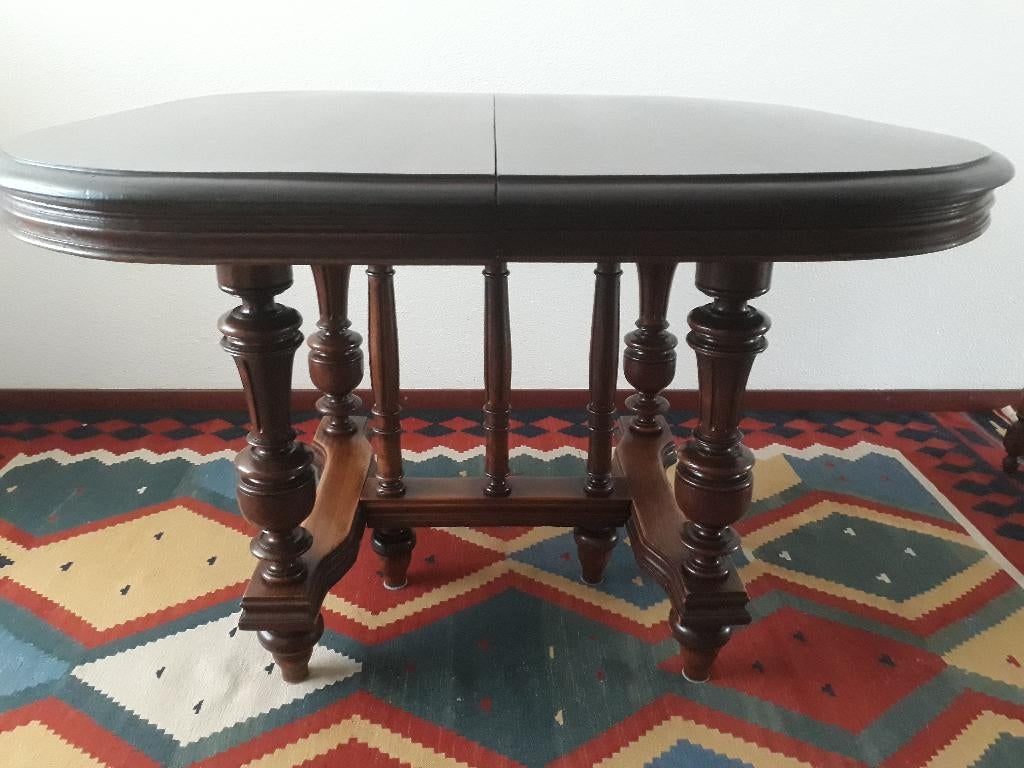 Table ancienne en chêne avec 4 chaises, Enlèvement