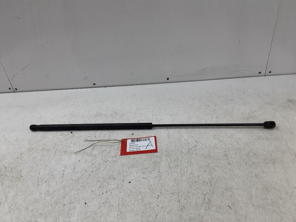 VERIN DE CAPOT Audi A4 Avant (B5) (01-1994/09-2001), Mevr. I. Hauben, Audi, Utilisé, Rue de l'Espoir 34 34
4030  GRIVEGNÉE, BE