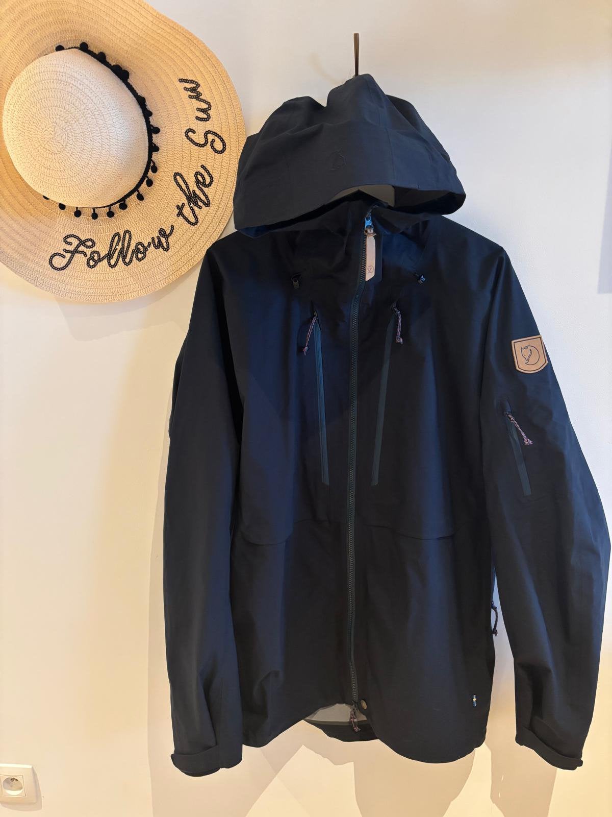 Fjällräven Eco-Shell Jacket – Heren XL – Donkerblauw, Ophalen, Zo goed als nieuw, Maat 56/58 (XL)