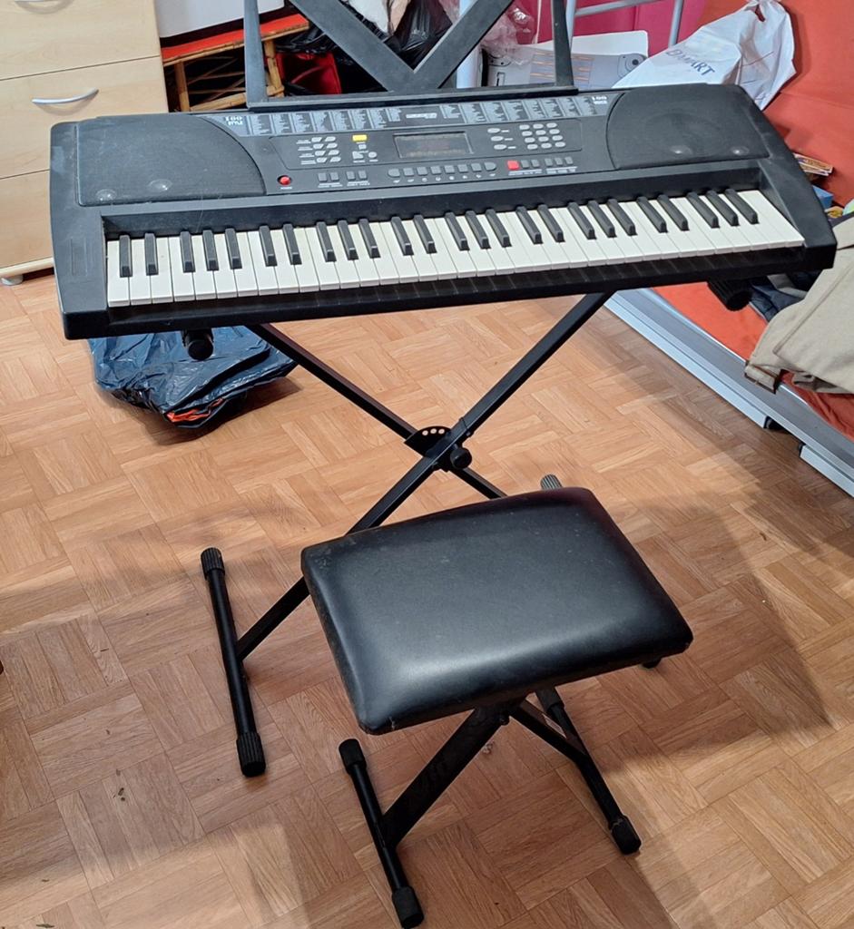 Clavier - Piano électronique Funkey 61 keys peu utilisé, Muziek en Instrumenten, Keyboards, Ophalen