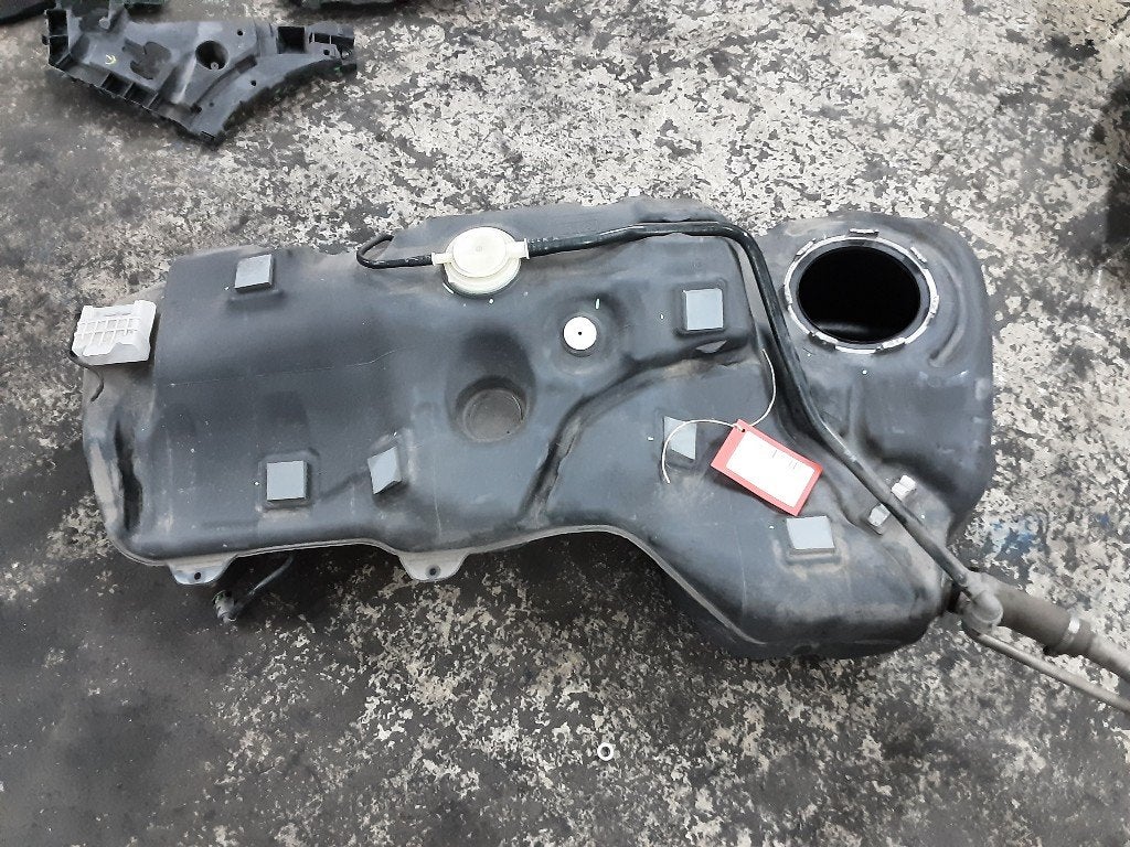RESERVOIR CARBURANT Volvo XC40 (XZ) (032203705), Info@volvocars.com, Volvo Car Germany GmbH, Siegburger Straße 229
50679  Köln, DE
