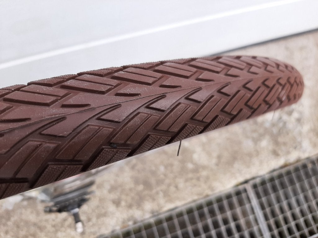 Nieuwe bruine reflecterende 28" buitenbanden met binnenband, Fietsen en Brommers, Fietsonderdelen, Nieuw, Band, Rubber, Bakfiets