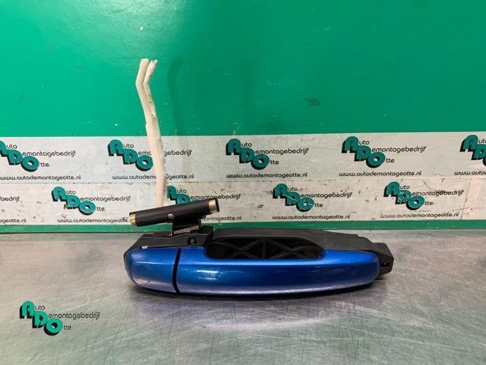 Poignée portière 4portes arrière droite d'un Suzuki Swift, -, 3 mois de garantie, Utilisé, -