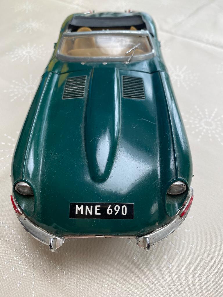Tonka, modèle de voiture Jaguar 28 cm, Collections, Enlèvement ou Envoi, Utilisé, Voitures