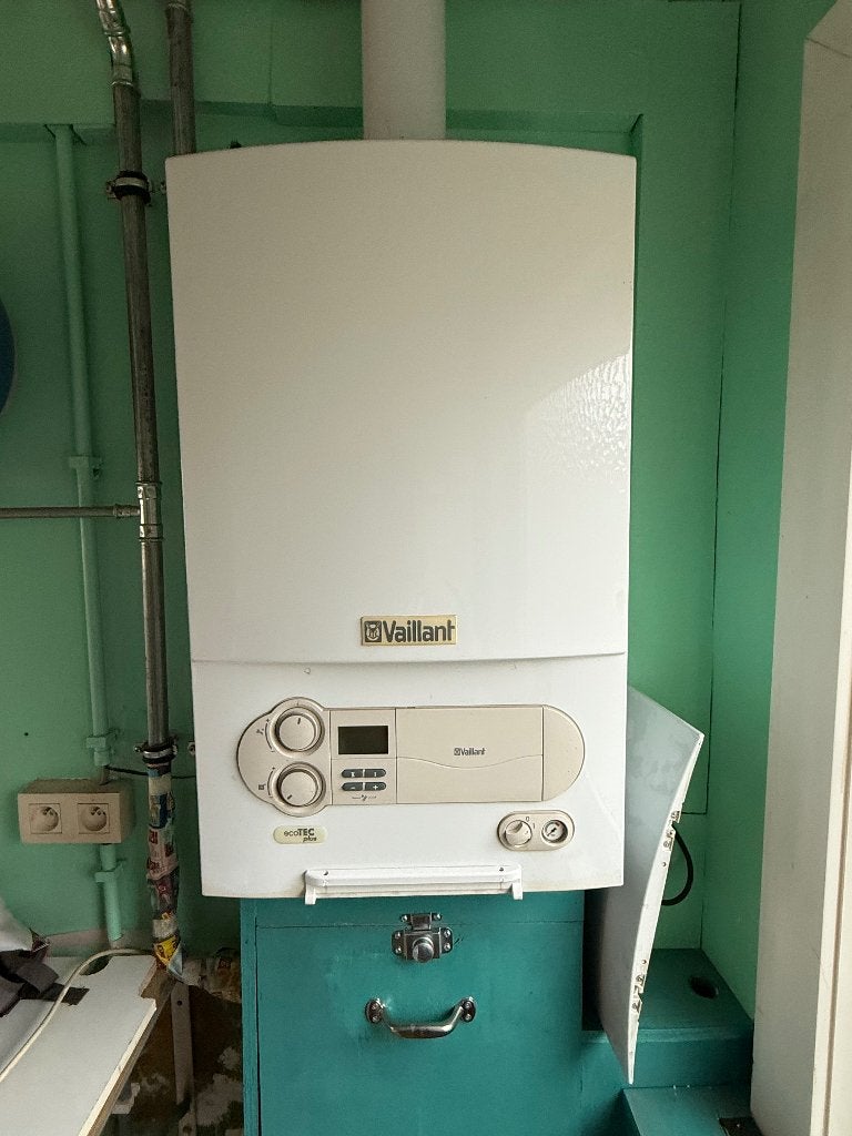 Vaillant ecoTEC Plus condensatieketel + thermostaat, Ophalen, Gebruikt, Aardgas, Boiler