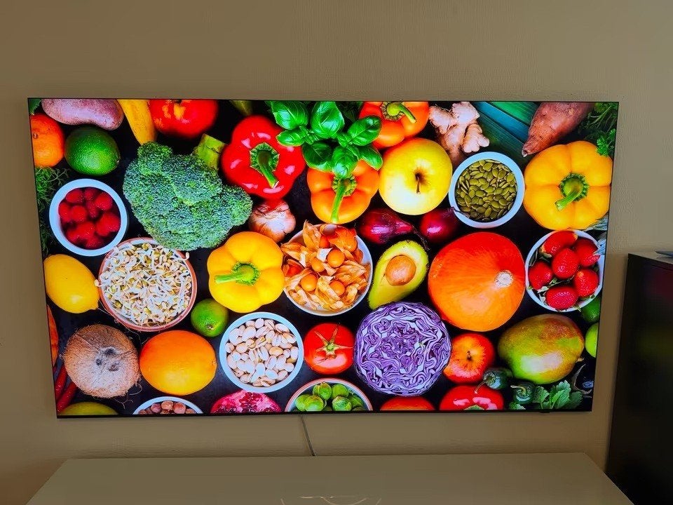 82 inch QLED Samsung 4K 120 Hz smart tv ! Not 75 inch, TV, Hi-fi & Vidéo, Télévisions, QLED, 120 Hz, Comme neuf, Enlèvement