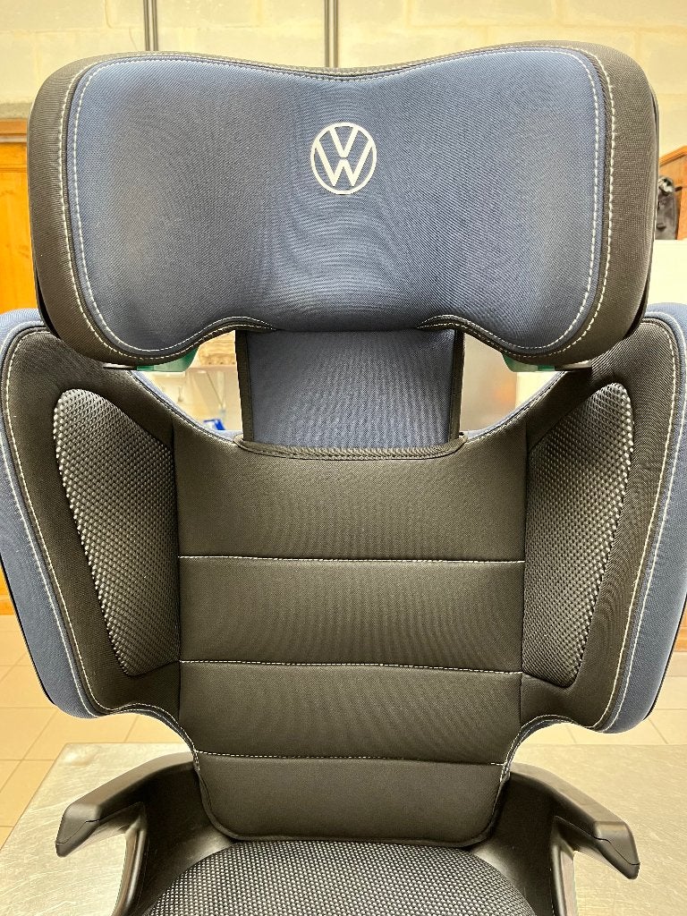 autostoel VW, Kinderen en Baby's, Autogordel, 15 t/m 36 kg, Afneembare rugleuning, Zo goed als nieuw