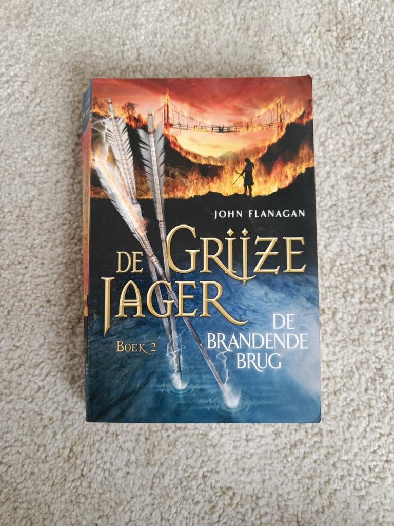John Flanagan - De brandende brug, Boeken, Ophalen, John Flanagan