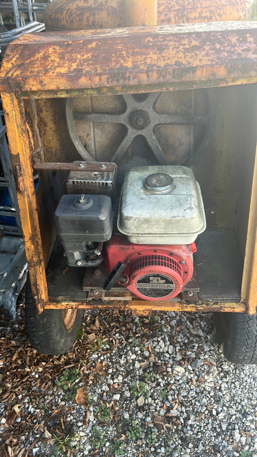 Grote betonmolen 350 l met honda benzine motor, Ophalen, Gebruikt