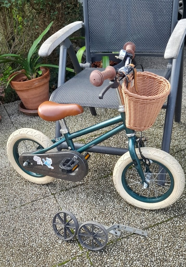 Kinder fietsje 'Hollandia', Ophalen, Terugtraprem, Verstelbare zitting, Hollandia