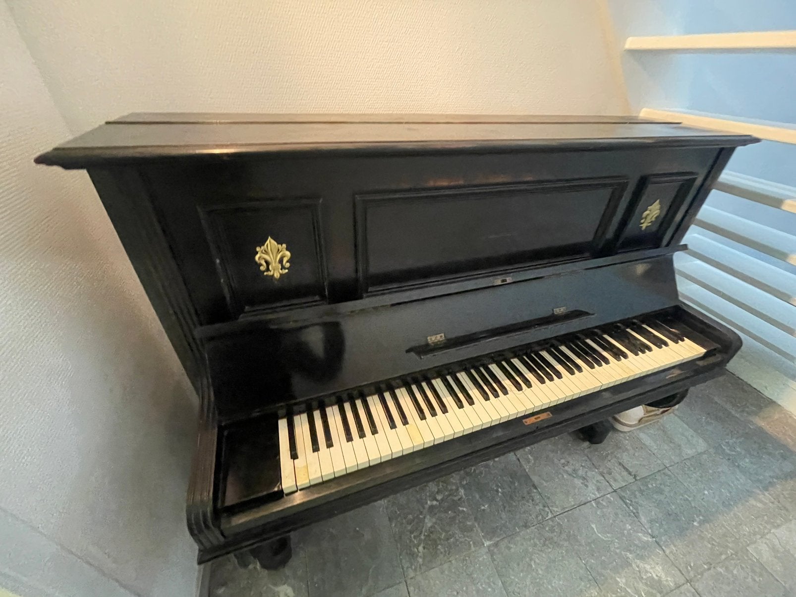 Te koop: Antieke Van Hyfte Frères piano, Muziek en Instrumenten, Ophalen, Zo goed als nieuw, Zwart, Piano