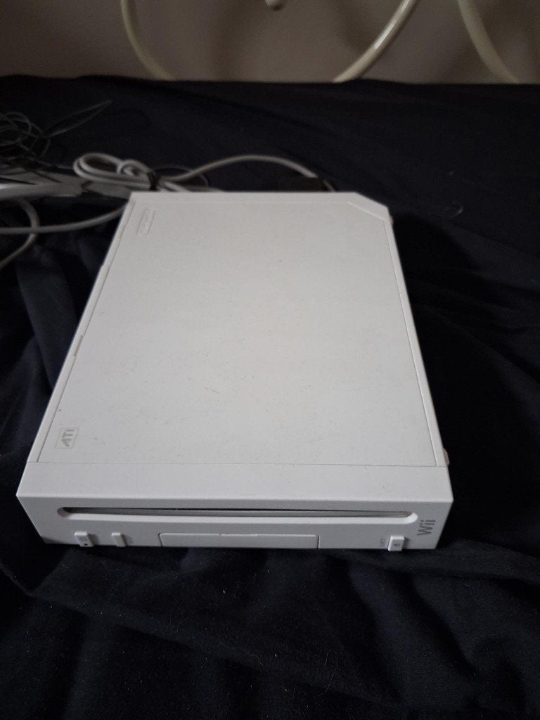nintendo Wii + balance board + 18 jeux, Consoles de jeu & Jeux vidéo, Enlèvement, Utilisé, Avec 1 manette, Avec jeux