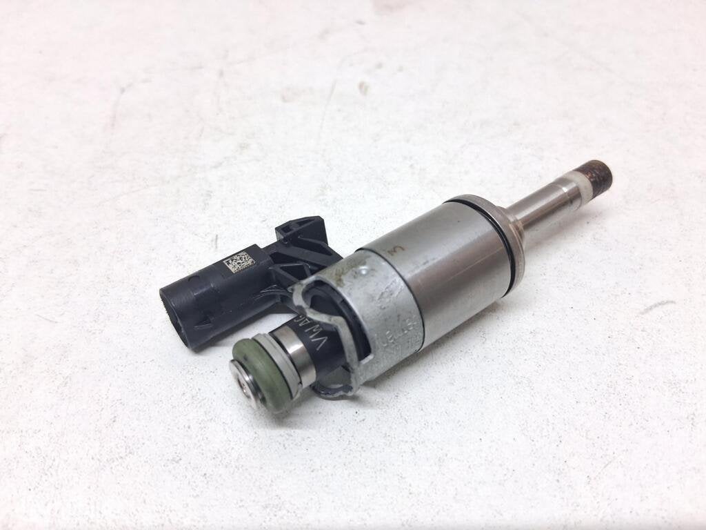 Injector brandstof Vw Golf VII ('12->) 04E906036E, Auto-onderdelen, Gebruikt, Volkswagen, Ophalen of Verzenden, Volkswagen