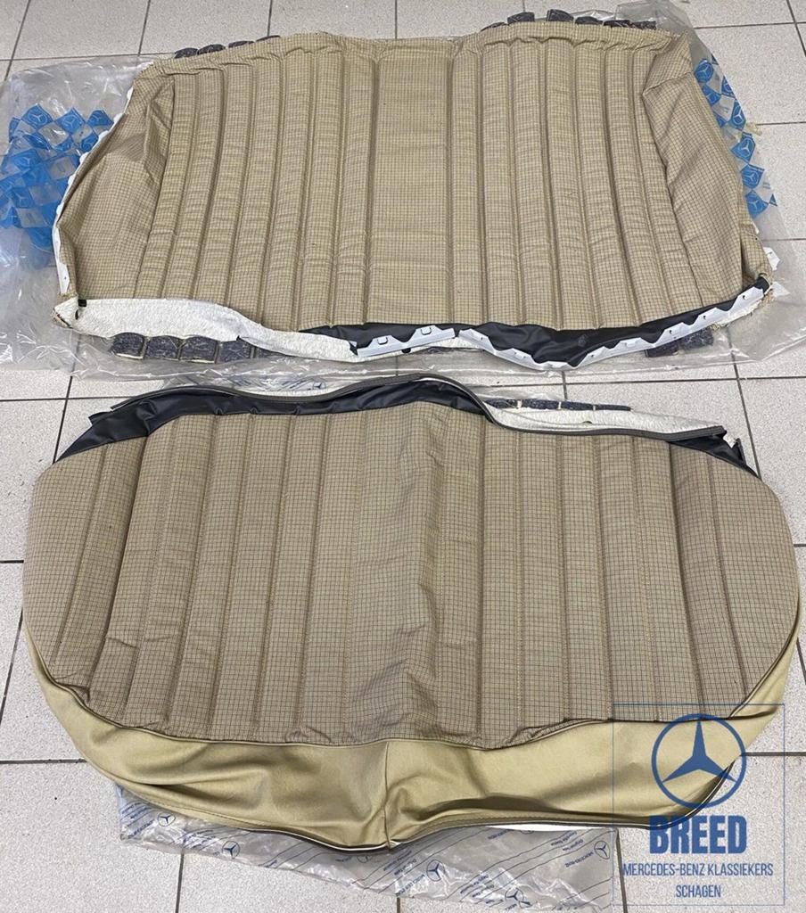 NOS bekledingshoes set achterbank crème Mercedes-Benz W201, Autos : Pièces & Accessoires, Habitacle & Garnissage, Mercedes-Benz