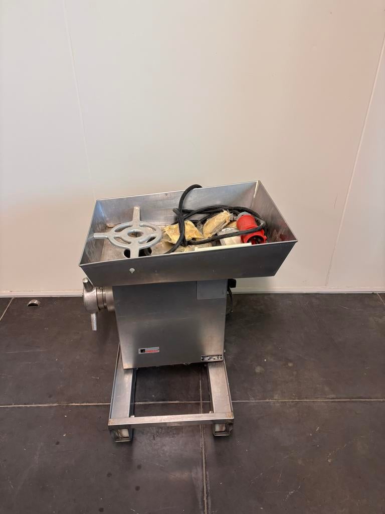 Hachoir à viande, Articles professionnels, Enlèvement